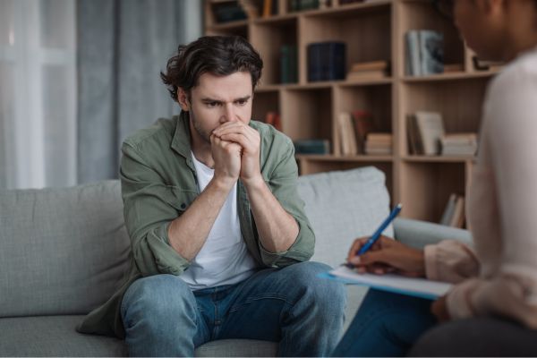 Traumas et blessures d’attachement : comprendre la différence pour mieux se réparer